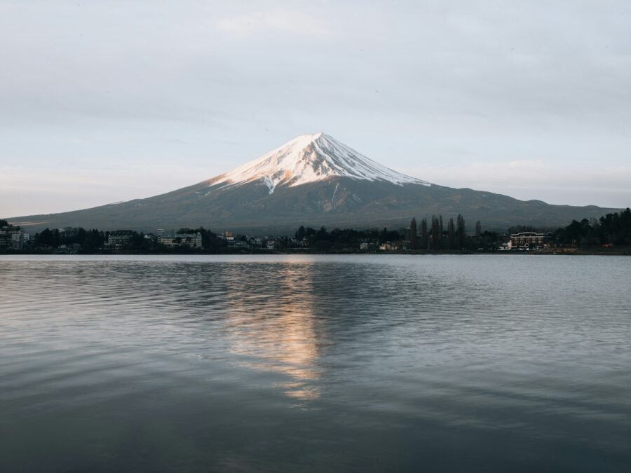 Mount Fuji & Private Onsen — 6 Days